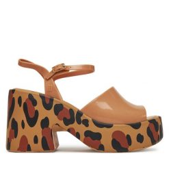 Sandały Melissa. Brązowe sandały damskie Melissa, bez wzorów, bez obcasa, na słupku, bez zapięcia. Za 459.99 zł.