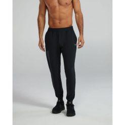 Spodnie męskie TYR M TYR TECH JOGGER. Czarne spodnie materiałowe męskie TYR, m, bez wzorów, na fitness i siłownię. Za 450.00 zł.