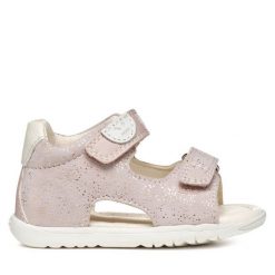 Sandały Geox. Czerwone sandały dziewczęce Geox, bez zapięcia. Za 179.99 zł.