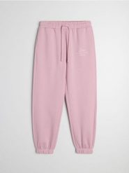 Spodnie dresowe jogger z haftem - różowy. Czerwone spodnie dresowe damskie Sinsay, l, bez wzorów, z dresówki. Za 39.99 zł.
