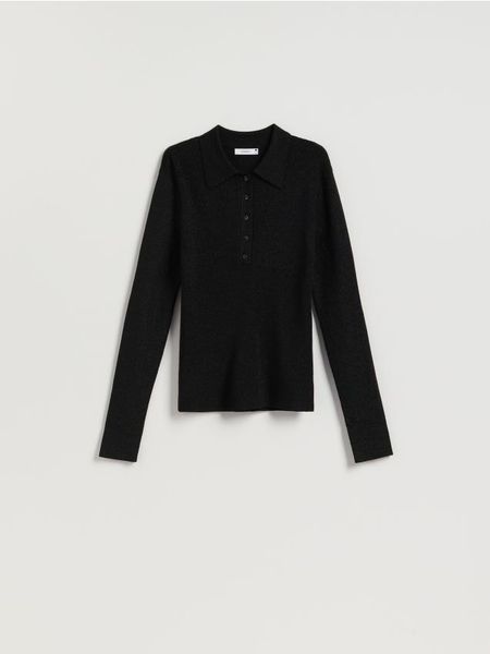 Bluzka z kołnierzykiem - czarny. Czarne bluzki damskie Reserved, l, bez wzorów, z dzianiny, bez kołnierzyka, bez ramiączek. Za 119.99 zł.