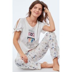 Etam - Top piżamowy. Szare piżamy damskie Etam, z nadrukiem, z bawełny. W wyprzedaży za 39.90 zł.