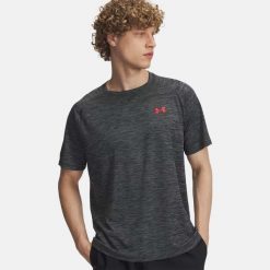 Koszulka T-Shirt Męski Sportowy Under Armour Tech Textured. Czarne t-shirty męskie Under Armour, m, bez wzorów, sportowe, bez kołnierzyka. Za 139.99 zł.