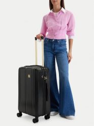 Nine West Walizka średnia CEO-NW-M-003-09 BLACK Czarny. Czarne walizki damskie Nine West, bez wzorów, średnie. Za 359.99 zł.