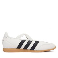 Baleriny adidas. Białe baleriny dziewczęce Adidas, bez wzorów, bez zapięcia. Za 219.99 zł.