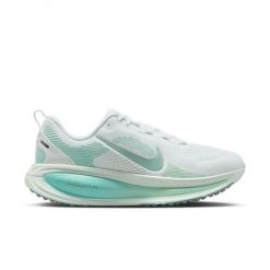 Buty do biegania damskie Nike Vomero 18. Białe obuwie sportowe damskie Nike, bez wzorów, do biegania. Za 889.99 zł.