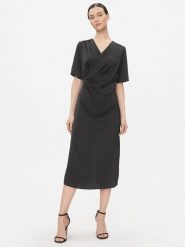 Bruuns Bazaar Sukienka codzienna Nemi BBW3622 Czarny Regular Fit. Czarne sukienki damskie Bruuns Bazaar, na co dzień, bez wzorów, z syntetyku, bez kołnierzyka, bez ramiączek, proste. Za 369.99 zł.