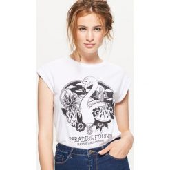 Koszulka z nadrukiem - Biały. T-shirty damskie marki Cropp. W wyprzedaży za 9.99 zł.
