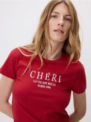 T-shirt regular z nadrukiem - czerwony. Czerwone t-shirty damskie Reserved, l, bez wzorów, z bawełny, bez kołnierzyka. Za 49.99 zł.
