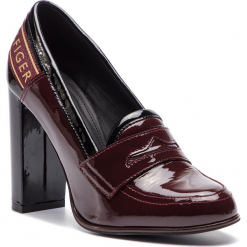 Półbuty TOMMY HILFIGER - Iconic Patent Loafer FW0FW04003 Decadent Chocolate 296. Czerwone półbuty damskie Tommy Hilfiger, z lakierowanej skóry, eleganckie. Za 649.00 zł.