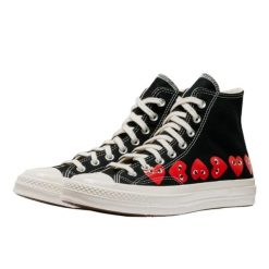 Converse Comme des Garçons Play Multi Red Heart Chuck Taylor All Star '70 High. Czarne trampki i tenisówki damskie Converse, bez wzorów, retro, bez zapięcia. Za 716.67 zł.