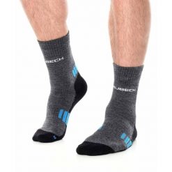 Skarpety męskie Brubeck Trekking Light. Niebieskie skarpety męskie Brubeck, bez wzorów, z elastanu. Za 54.99 zł.