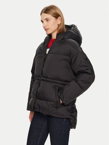 Guess Kurtka zimowa Marika W4BL99 WG0V0 Czarny Regular Fit. Czarne kurtki damskie Guess, na zimę, xl, z aplikacjami, z syntetyku, bez kaptura. Za 549.99 zł.
