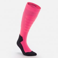 Skarpety narciarskie i snowboardowe dla dorosłych Wedze 100 Plus. Czerwone skarpety damskie WED'ZE, bez wzorów, z elastanu. Za 29.99 zł.