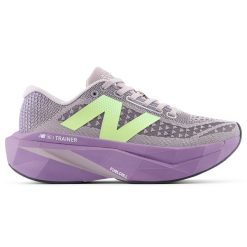 Buty damskie New Balance FuelCell SuperComp Trainer v3 WRCX7RC – fioletowe. Fioletowe obuwie sportowe damskie New Balance, bez wzorów, z gumy, do biegania. Za 1,099.99 zł.