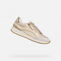 Buty GEOX D BULMYA Beżowy. Brązowe obuwie sportowe damskie Geox, bez wzorów, z materiału, do biegania. Za 322.99 zł.