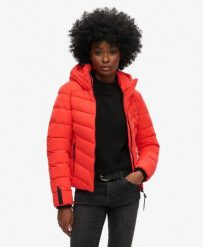 Kurtka pikowana z kapturem z mikrofibry SUPERDRY. Czarne kurtki damskie Superdry., xs, bez wzorów, z mikrofibry, z kapturem. Za 403.05 zł.