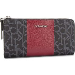 Duży Portfel Damski CALVIN KLEIN - Mono Block Large Zip K60K604693 908. Portfele damskie marki Calvin Klein. W wyprzedaży za 249.00 zł.
