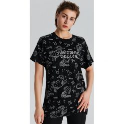 Koszulka z nadrukiem We are creators - Czarny. T-shirty damskie marki Cropp. Za 39.99 zł.