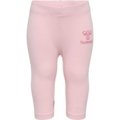 Legginsy dziewczęce Hummel Dream. Czerwone spodnie sportowe dla dziewczynek Hummel, bez wzorów, z dżerseju, na jogę i pilates. Za 113.00 zł.