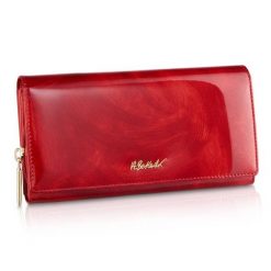 Portfel skórzany BETLEWSKI czerwony BPD-WP-106. Czerwone portfele damskie Betlewski, bez wzorów, z lakierowanej skóry. Za 139.00 zł.