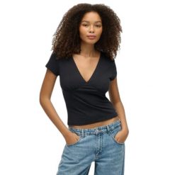 T-shirt koronkowy z rękawami dla kobiet Superdry. Niebieskie t-shirty damskie Superdry., bez wzorów, z koronki, bez kołnierzyka. Za 145.60 zł.