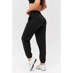 Damskie spodnie dresowe Rough Radical Chillfit Long. Czarne obuwie sportowe damskie ROUGH RADICAL, m, bez wzorów, z dresówki, na fitness i siłownię. W wyprzedaży za 144.42 zł.