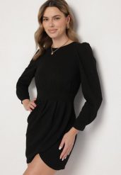 Czarna Sukienka z Marszczeniem i Bufiastymi Rękawami Redenia. Czarne sukienki damskie Born2be, na spotkanie biznesowe, l, bez wzorów, eleganckie, bez kołnierzyka, bez ramiączek, mini. Za 89.99 zł.