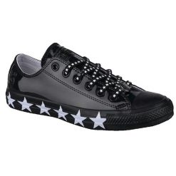 Buty Kobieta Converse Miley Cyrus Chuck Taylor All Star czarny. Czarne trampki i tenisówki damskie Converse, bez wzorów, eleganckie, bez zapięcia. Za 330.99 zł.