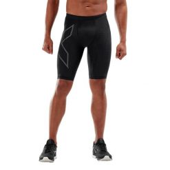 Szorty kompresyjne 2XU Light Speed. Czarne krótkie spodenki sportowe męskie 2XU, bez wzorów. Za 365.95 zł.