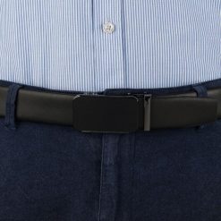 Pasek męski skórzany 3,5 cm klamra automatyczna Beltimore czarny 50-601 : Kolory - czarny, Rozmiar pasków - r.120-135 cm. Czarne paski damskie bez wzorów, ze skóry, wizytowe. Za 64.99 zł.