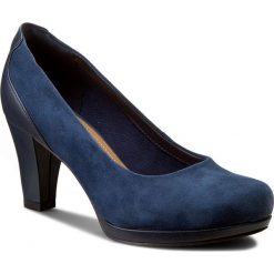 Półbuty CLARKS - Chorus Chic 261201354 Navy Suede. Niebieskie półbuty damskie Clarks, ze skóry ekologicznej. W wyprzedaży za 219.00 zł.