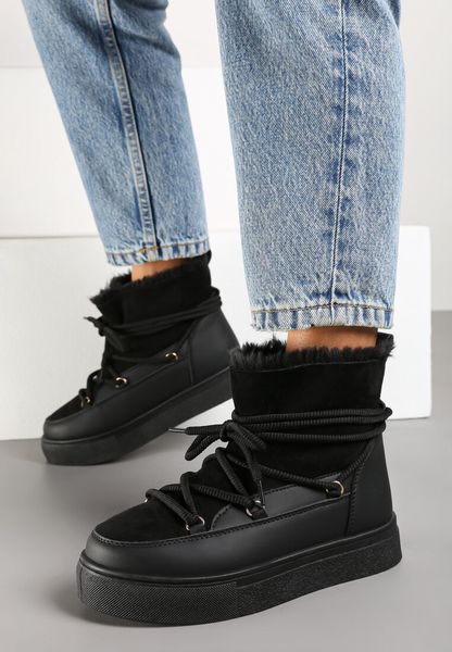 Czarne Śniegowce na Grubej Podeszwie ze Sznurowaniem Izandra. Czarne śniegowce i trapery damskie Born2be, z wełny. Za 89.99 zł.