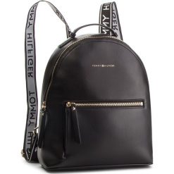 Plecak TOMMY HILFIGER - Iconic Tommy Backpac AW0AW05670 Black 002. Plecaki damskie marki Tommy Hilfiger. W wyprzedaży za 419.00 zł.