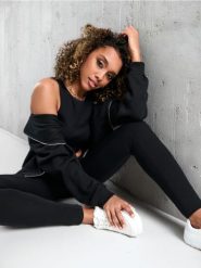 Legginsy z wysokim stanem - czarny. Czarne legginsy damskie Sinsay, l, bez wzorów, z materiału. Za 12.99 zł.