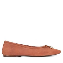 Baleriny GINO ROSSI. Brązowe baleriny damskie Gino Rossi, bez wzorów, bez obcasa. Za 199.99 zł.
