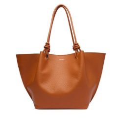 Torebka Coccinelle. Brązowe torebki do ręki damskie Coccinelle, bez wzorów, bez dodatków. Za 1,539.00 zł.