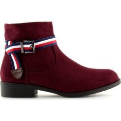 Czerwone Sztyblety damskie bordowe 99-150 Red. Czerwone botki damskie ButyModne, bez obcasa, bez zapięcia. W wyprzedaży za 99.00 zł.