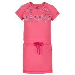 Dziewczęca sukienka sportowa Loap Bacyella różowa. Czerwone t-shirty i topy dla dziewczynek Scarpa, bez wzorów, z bawełny, bez ramiączek. Za 122.99 zł.