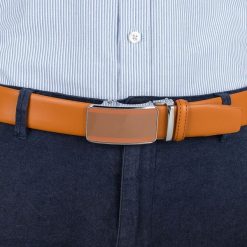 Pasek męski skórzany 3,5 cm klamra automatyczna Beltimore 02-542 : Kolory - brązowy, beżowy, Rozmiar pasków - r.115-130 cm. Brązowe paski damskie bez wzorów, ze skóry, wizytowe. Za 64.99 zł.