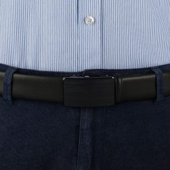 Pasek męski skórzany 3,5 cm klamra automatyczna Beltimore czarny 02-591 : Kolory - czarny, Rozmiar pasków - r.115-130 cm. Czarne paski damskie bez wzorów, ze skóry, wizytowe. Za 64.99 zł.