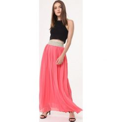 Ciemnoróżowa Spódnica Beholder. Spódnice damskie Born2be, m, z aplikacjami, eleganckie, maxi, dopasowane. Za 24.99 zł.