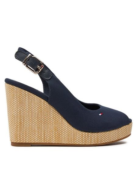 Tommy Hilfiger Sandały Iconic Elena Sling Back Wedge FW0FW04789 Granatowy. Niebieskie sandały damskie Tommy Hilfiger, bez wzorów, z materiału, bez obcasa, na koturnie, bez zapięcia. Za 299.99 zł.
