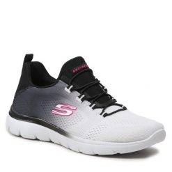 Sneakersy Skechers. Czarne trampki i tenisówki chłopięce Skechers, bez wzorów, bez zapięcia. Za 149.99 zł.