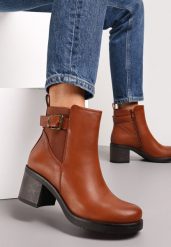 Brązowe Botki na Słupku z Ozdobną Klamerką i Elastyczną Wstawką Otilie. Brązowe botki damskie Renee, bez obcasa, na obcasie, bez zapięcia. Za 139.99 zł.