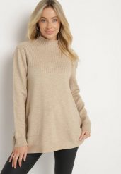 Jasnobeżowy Sweter z Półgolfem Bawełną i Kieszenią w Stylu Kangurka Emirielia. Brązowe swetry damskie Born2be, l, bez wzorów, z bawełny, biznesowe, bez kołnierzyka, bez ramiączek, długie, bez kaptura. Za 89.99 zł.
