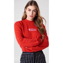 NA-KD Bluza z logo NA-KD - Red. Bluzy damskie marki NA-KD. W wyprzedaży za 56.50 zł.