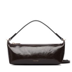 Torebka Calvin Klein. Brązowe torebki do ręki damskie Calvin Klein, bez wzorów, klasyczne, bez dodatków. Za 449.99 zł.