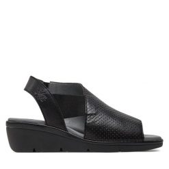 Czółenka Fly London. Czarne czółenka damskie Fly London, bez wzorów, bez obcasa, bez zapięcia. Za 509.99 zł.