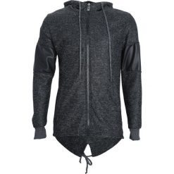 Czarna Bluza Striving. Czarne bluzy męskie Born2be. Za 49.99 zł.